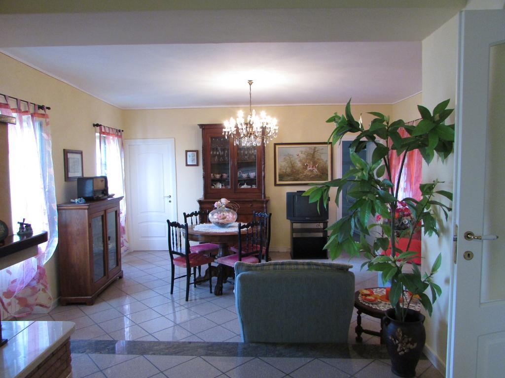 Casa Antica Rosetta Guest House Dolcedo Bagian luar foto