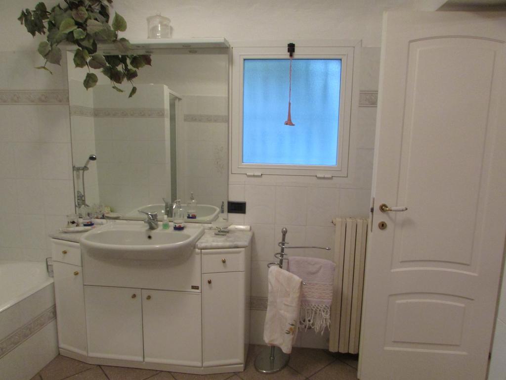 Casa Antica Rosetta Guest House Dolcedo Bagian luar foto